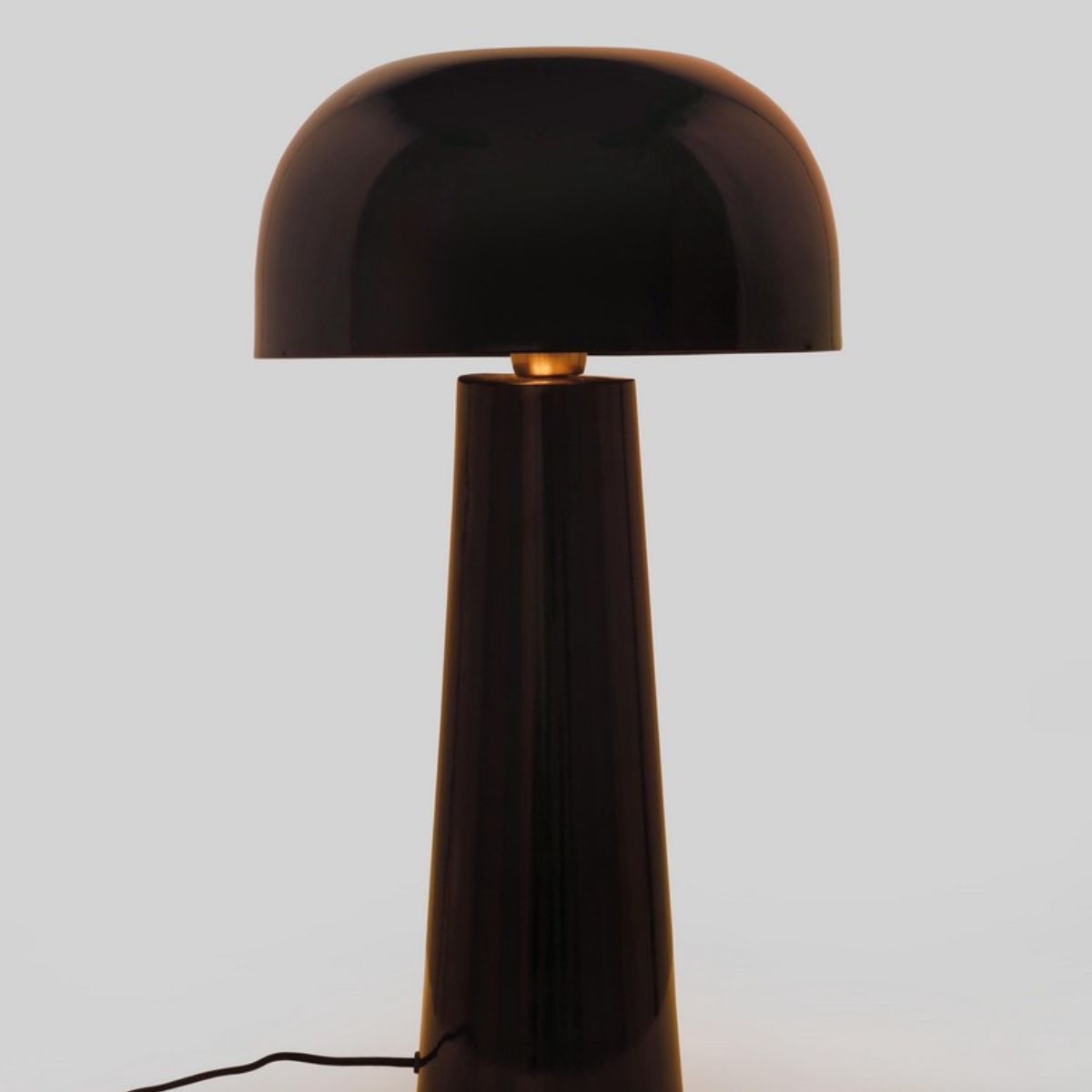 BT KIKI Black elegant Indoor table lamp